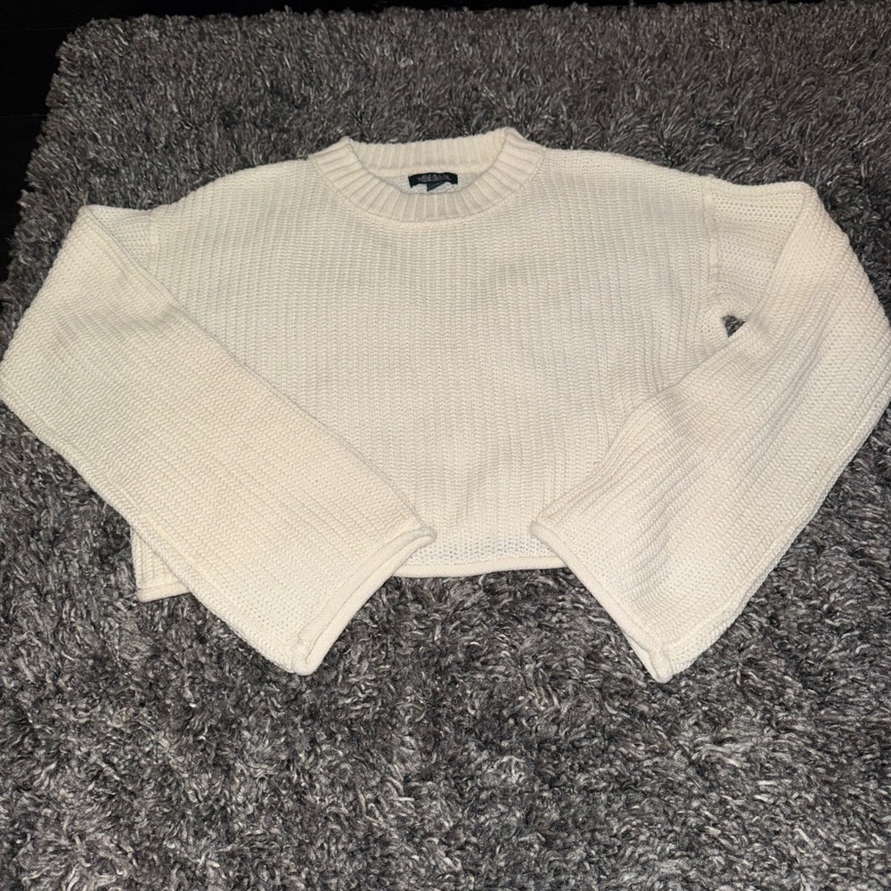 Wild Fable Off-White Crew Neck Sweater